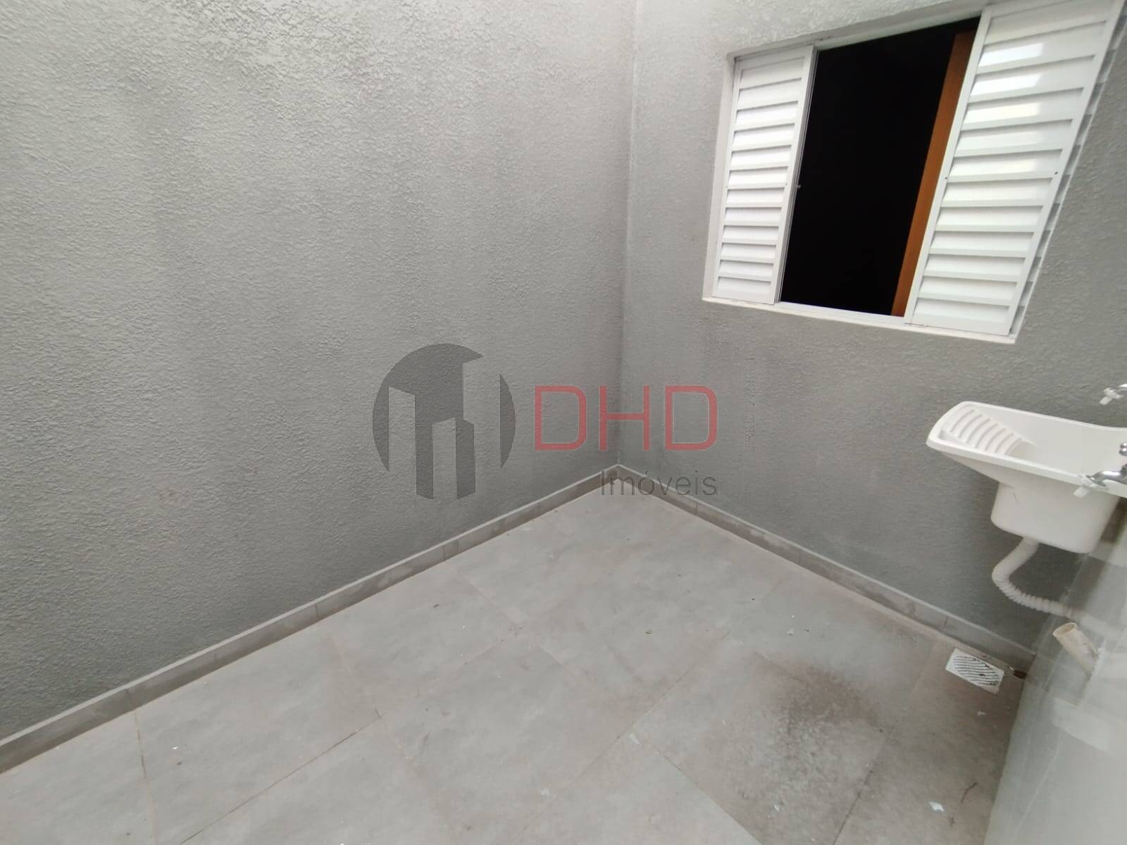 Casa à venda com 2 quartos, 56m² - Foto 5