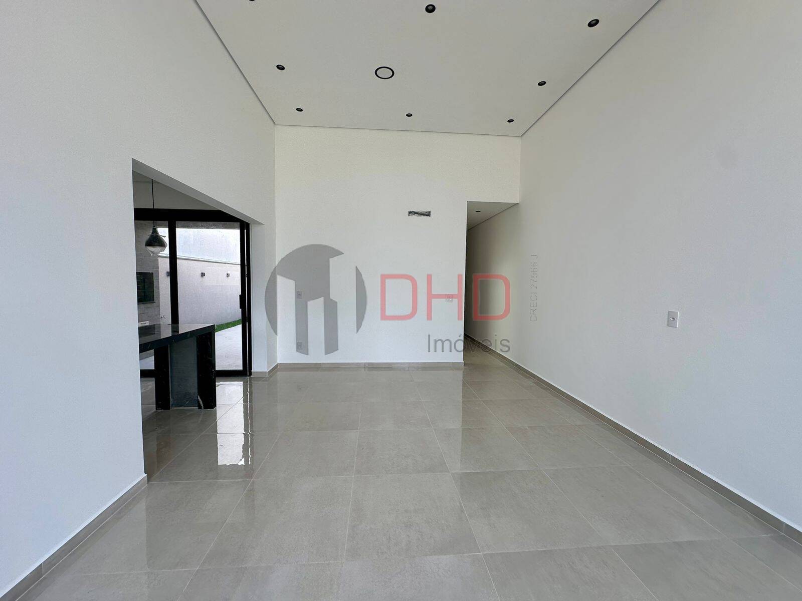 Casa de Condomínio à venda com 3 quartos, 105m² - Foto 2