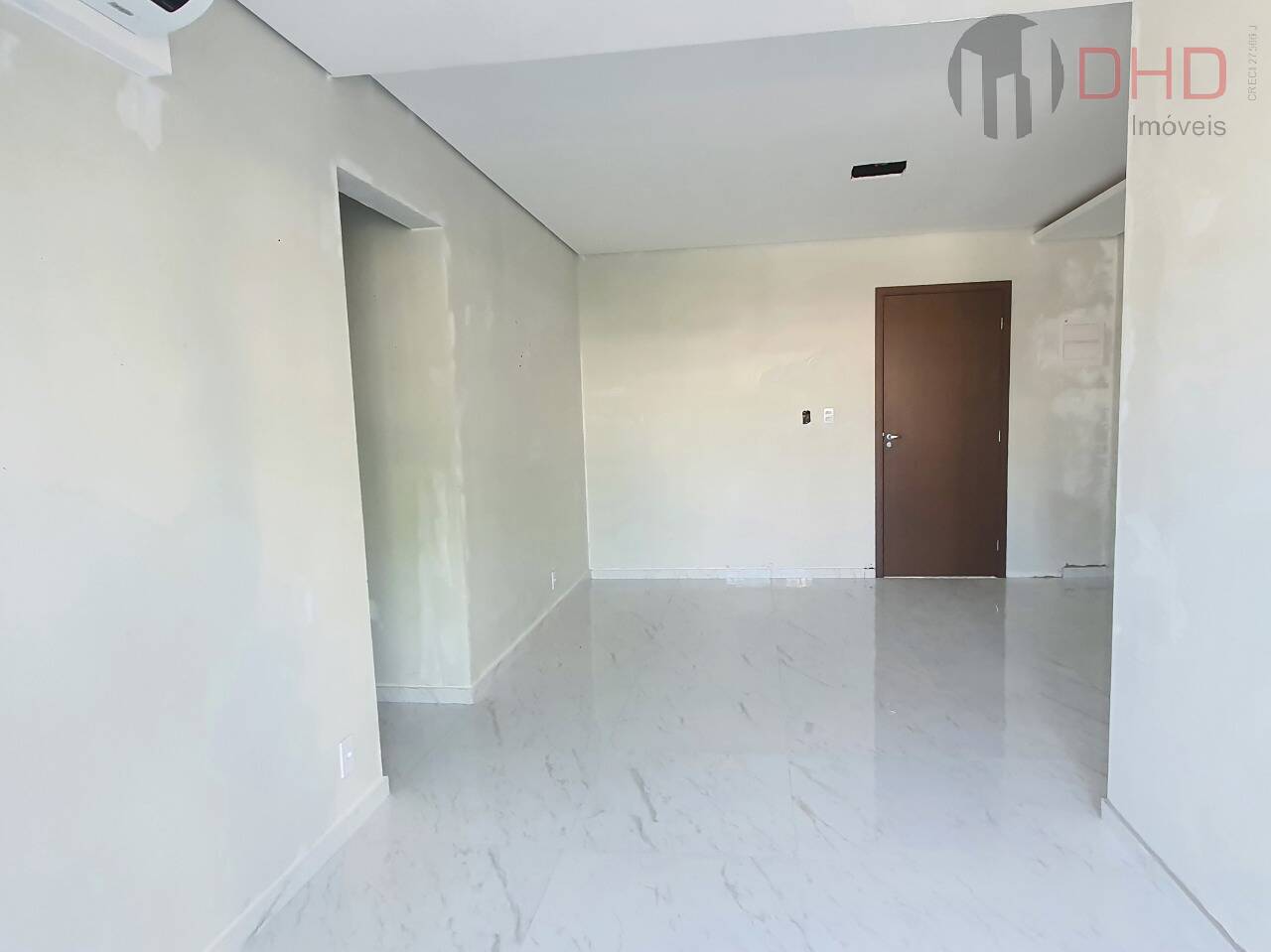 Apartamento à venda com 2 quartos, 59m² - Foto 4