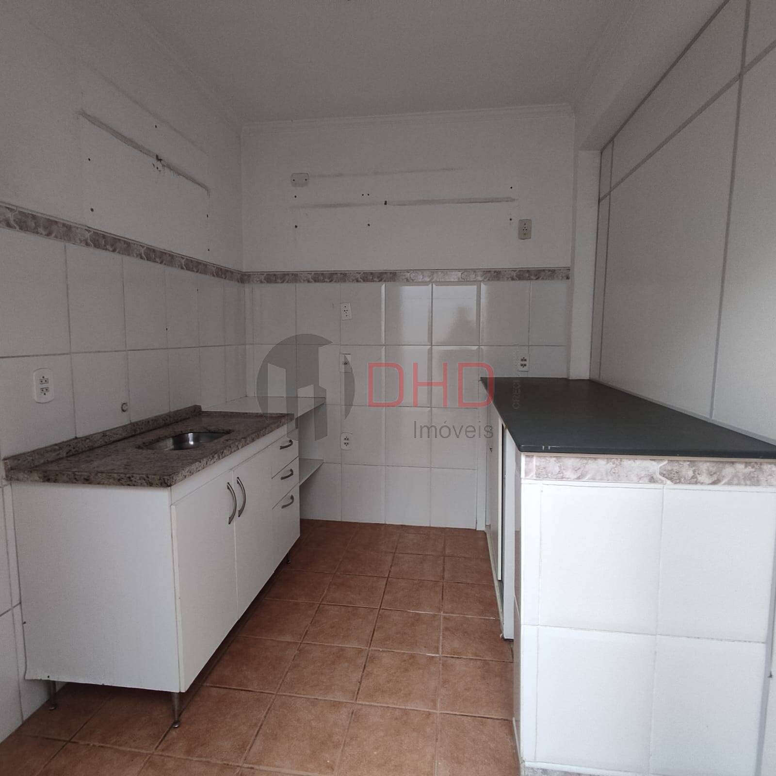 Casa para alugar com 3 quartos, 130m² - Foto 8