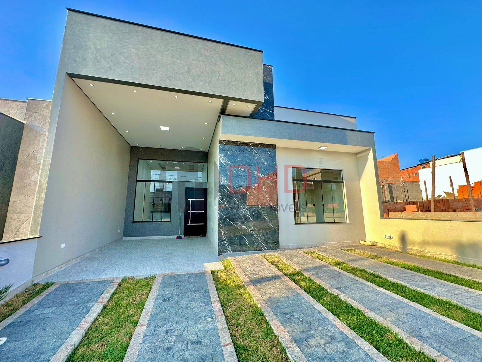 Casa de Condomínio à venda com 3 quartos, 105m² - Foto 2