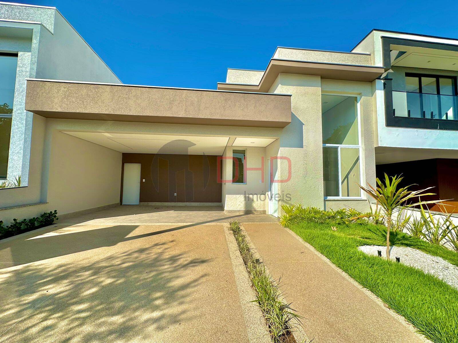 Casa de Condomínio à venda com 3 quartos, 172m² - Foto 2