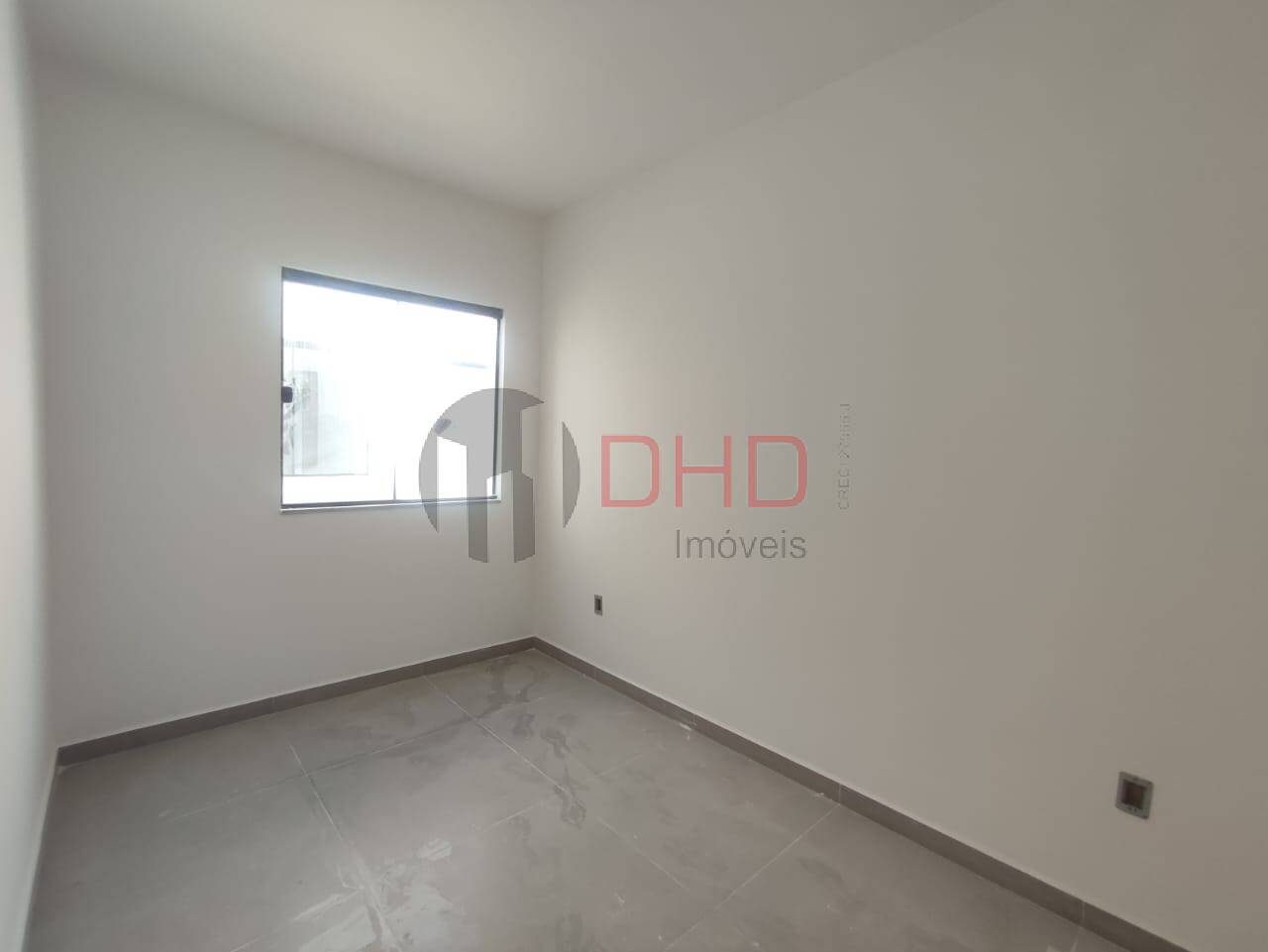 Casa à venda com 2 quartos, 51m² - Foto 4