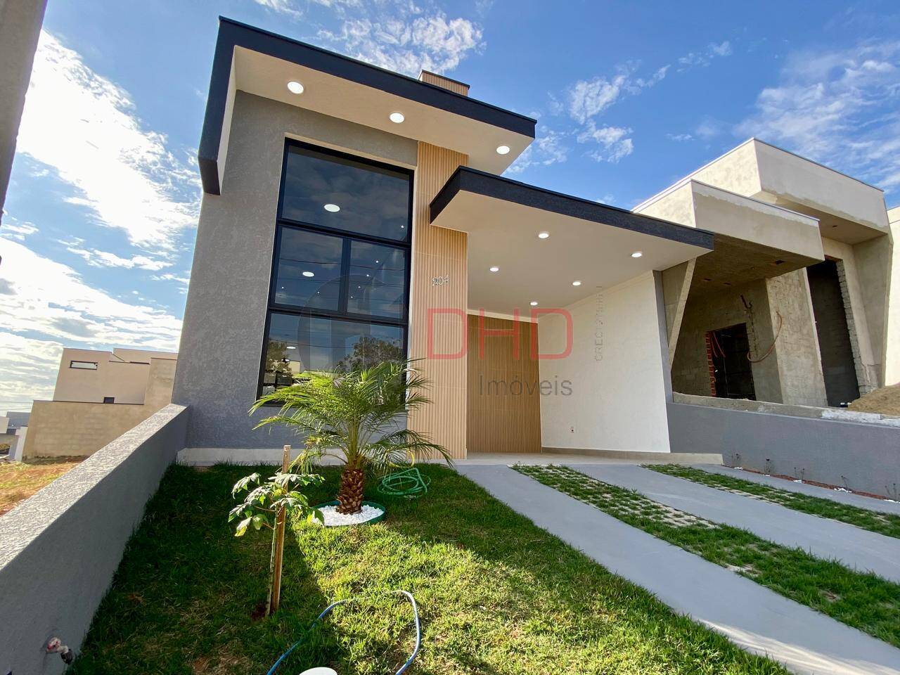 Casa de Condomínio à venda com 3 quartos, 107m² - Foto 1