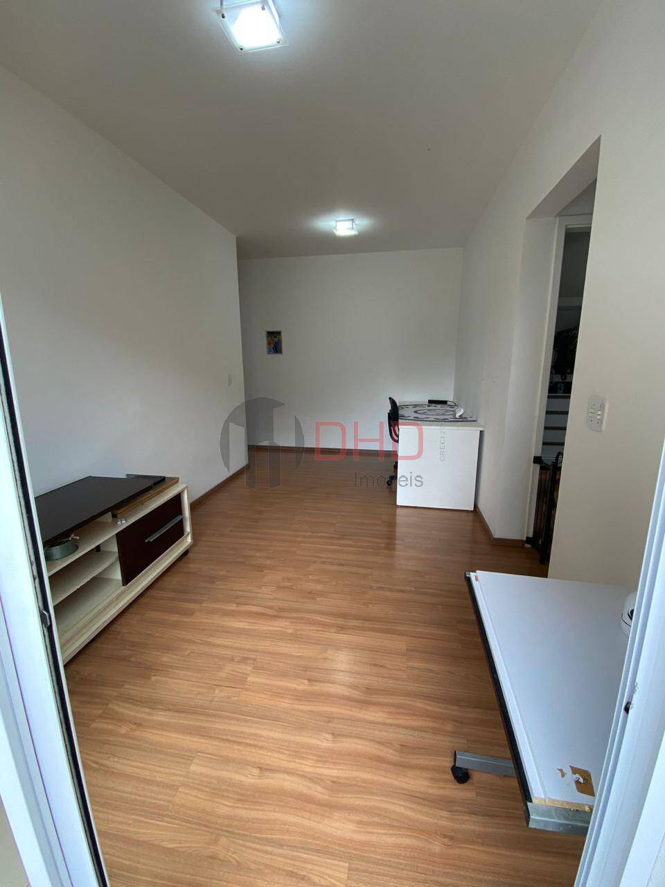 Apartamento à venda com 2 quartos, 50m² - Foto 2