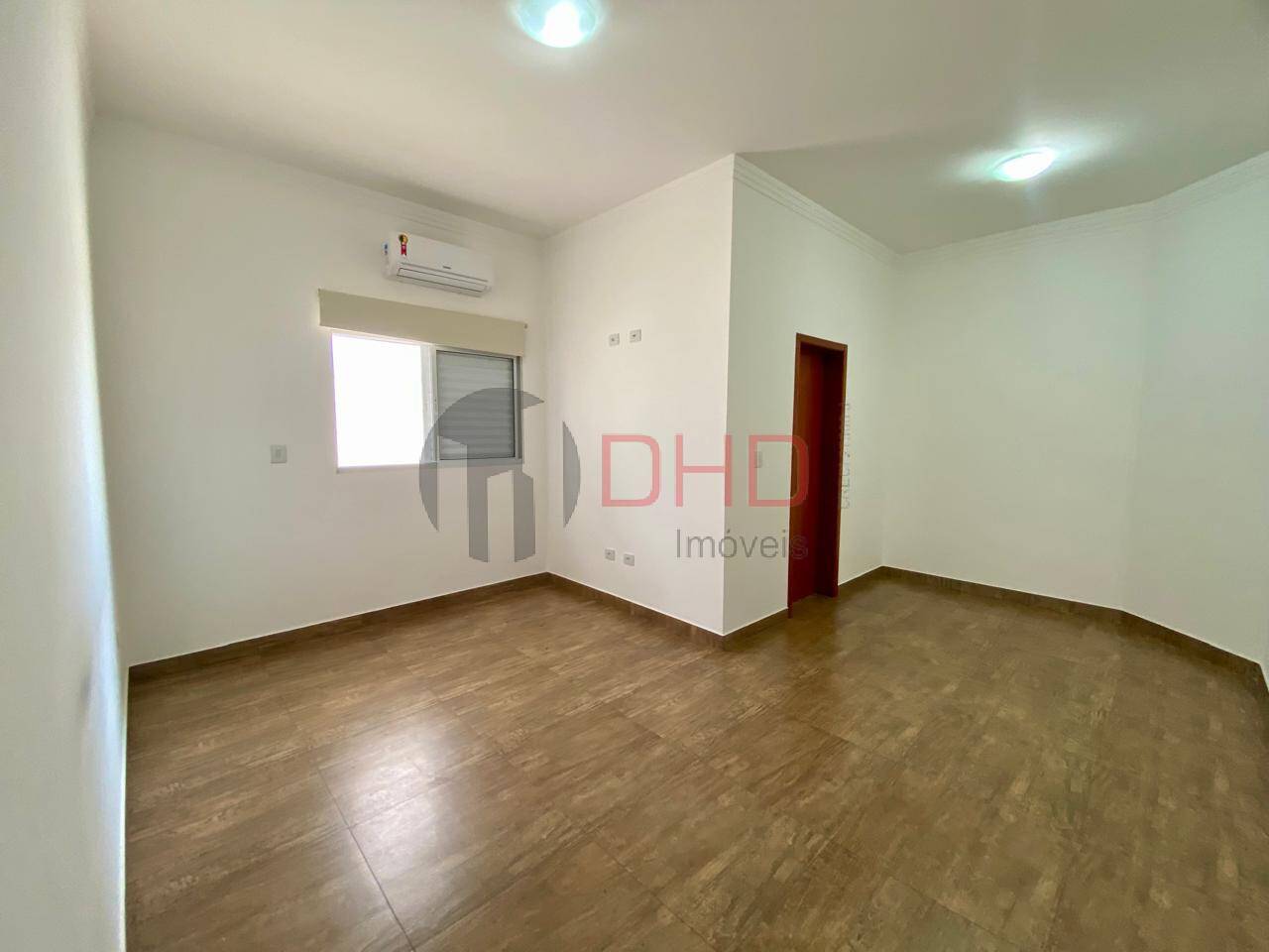 Casa de Condomínio à venda e aluguel com 3 quartos, 209m² - Foto 11