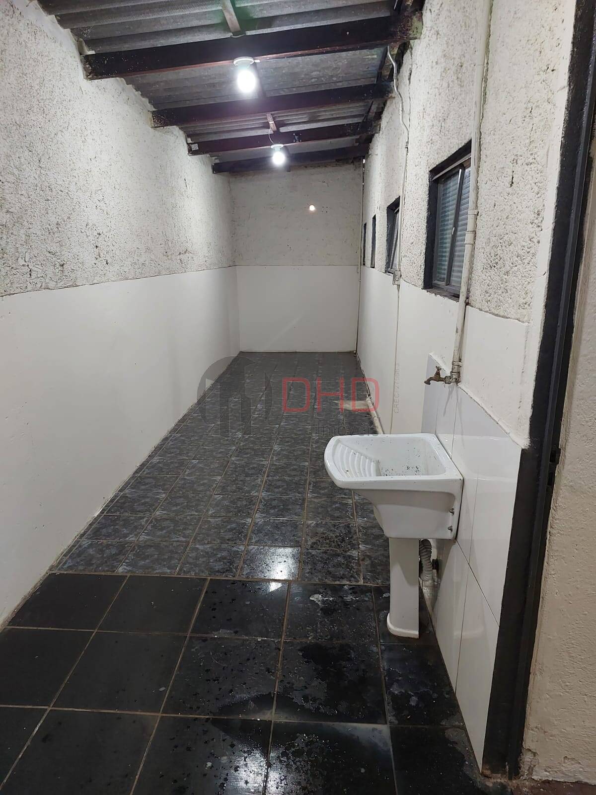 Prédio Inteiro para alugar, 300m² - Foto 10