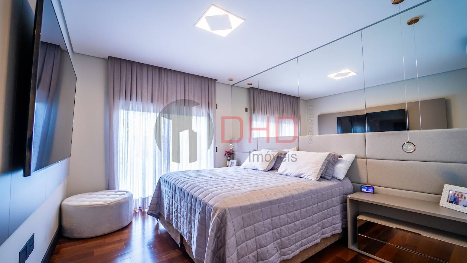 Casa de Condomínio à venda com 4 quartos, 440m² - Foto 43