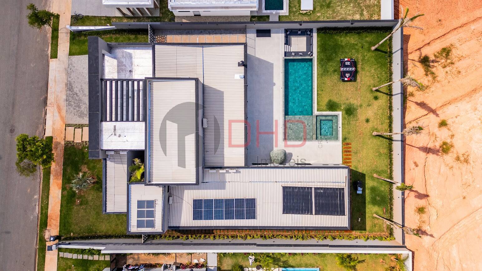 Casa de Condomínio à venda com 4 quartos, 440m² - Foto 65