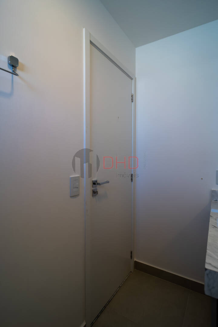 Apartamento à venda com 3 quartos, 151m² - Foto 8