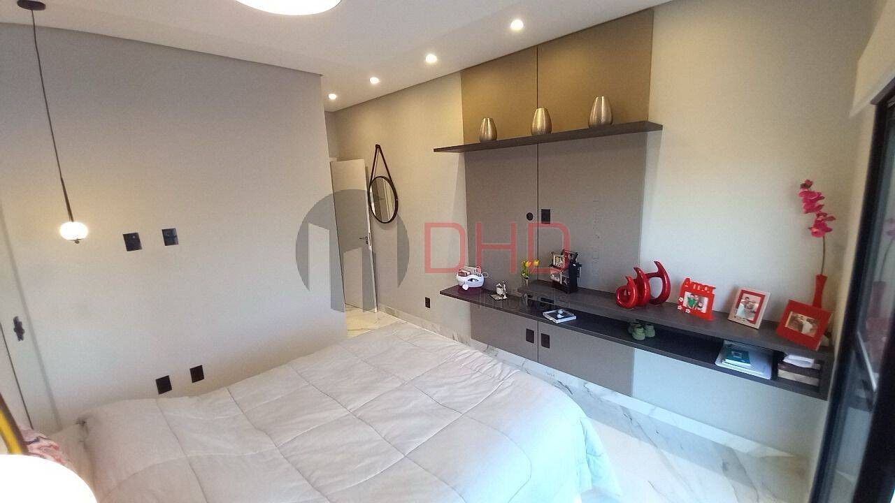 Casa de Condomínio à venda com 4 quartos, 250m² - Foto 8