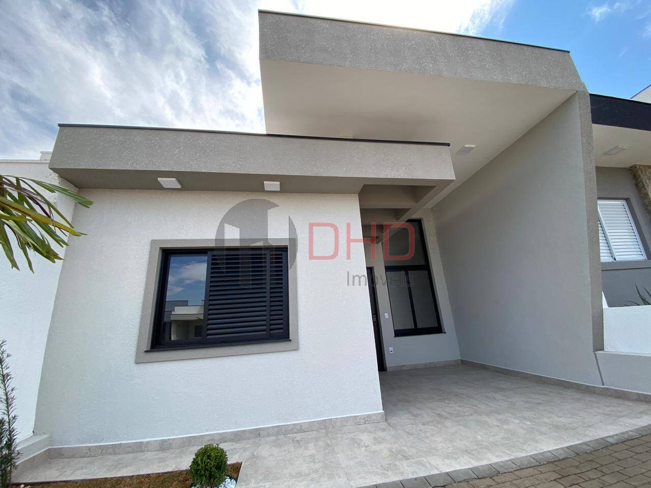 Casa de Condomínio à venda com 3 quartos, 110m² - Foto 1