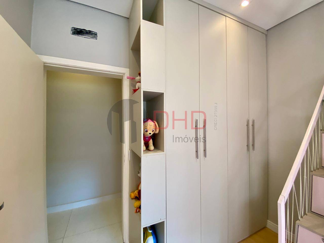 Casa de Condomínio à venda com 3 quartos, 200m² - Foto 12