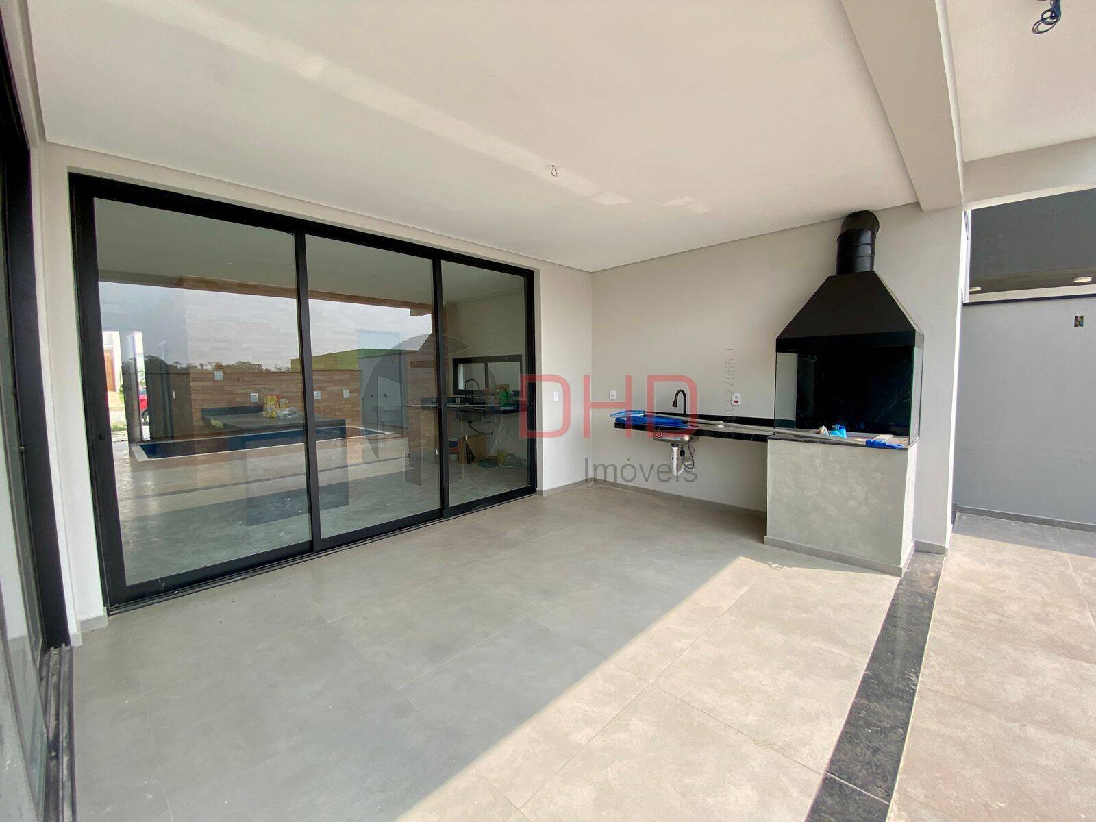 Casa de Condomínio à venda com 3 quartos, 225m² - Foto 18