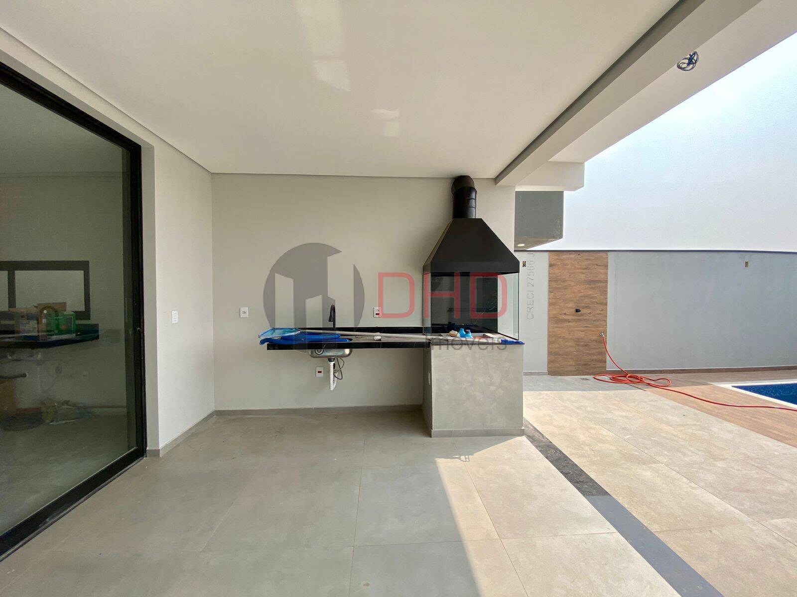 Casa de Condomínio à venda com 3 quartos, 225m² - Foto 17