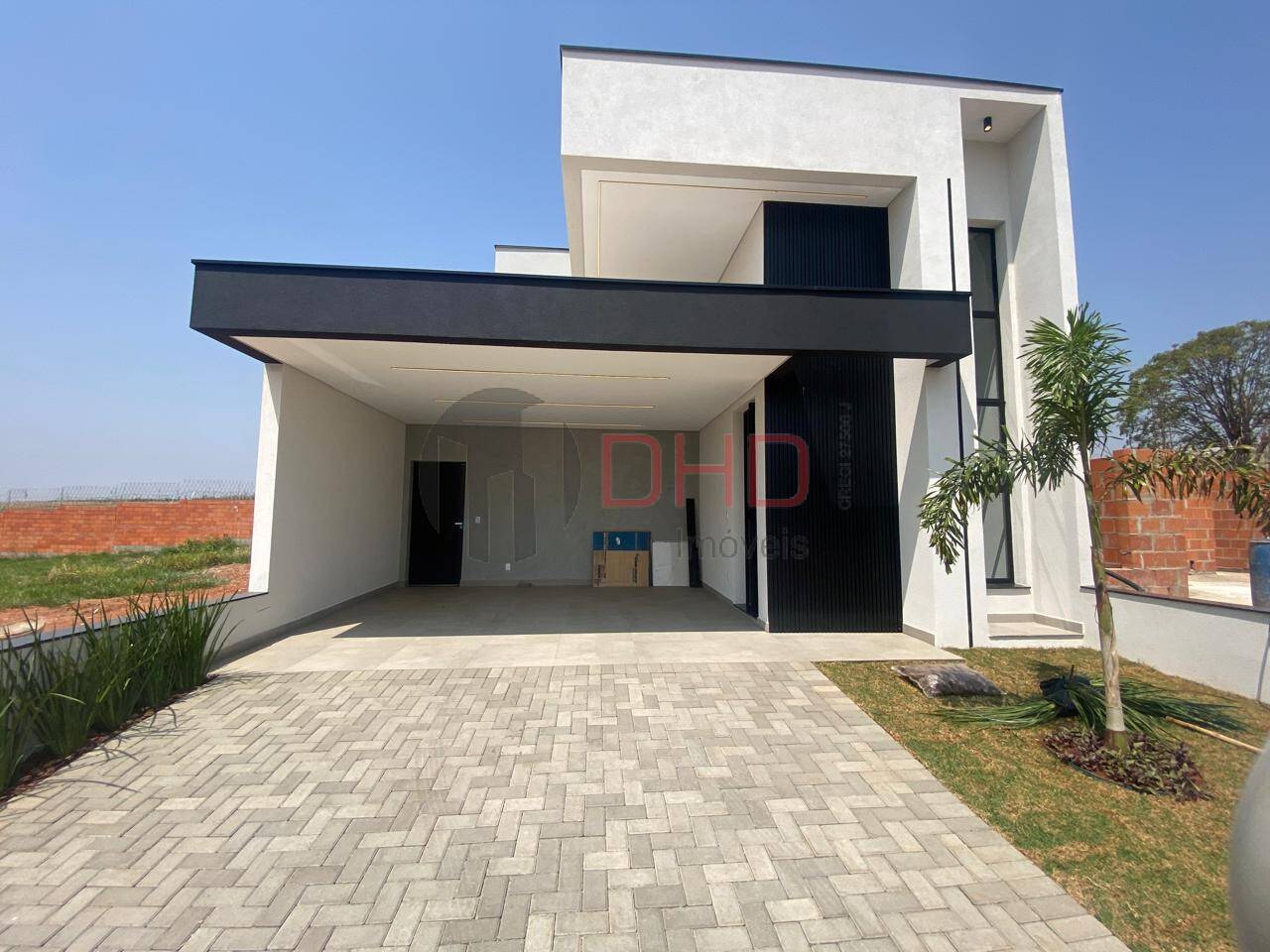 Casa de Condomínio à venda com 3 quartos, 200m² - Foto 1