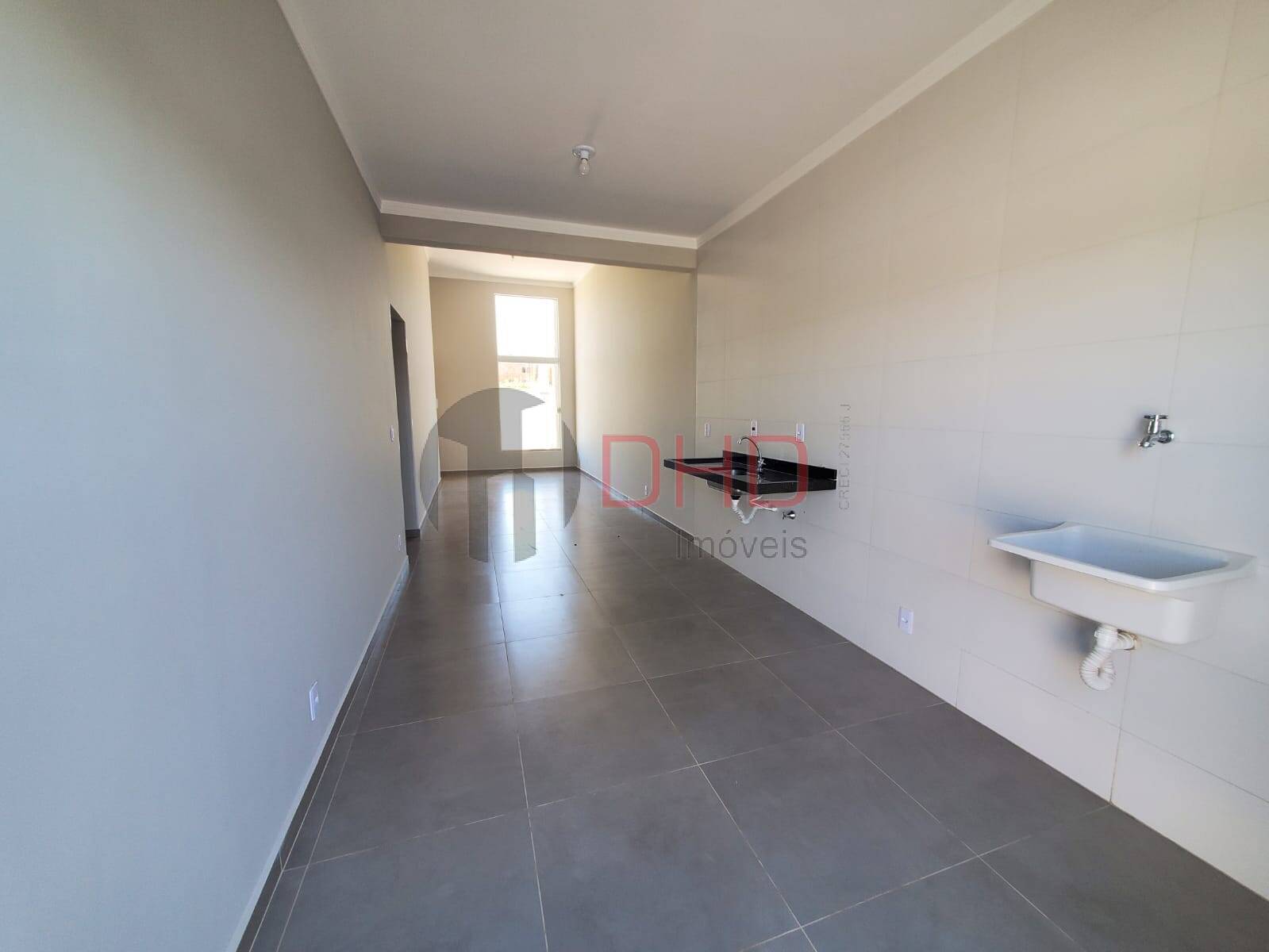 Casa à venda com 2 quartos, 61m² - Foto 5