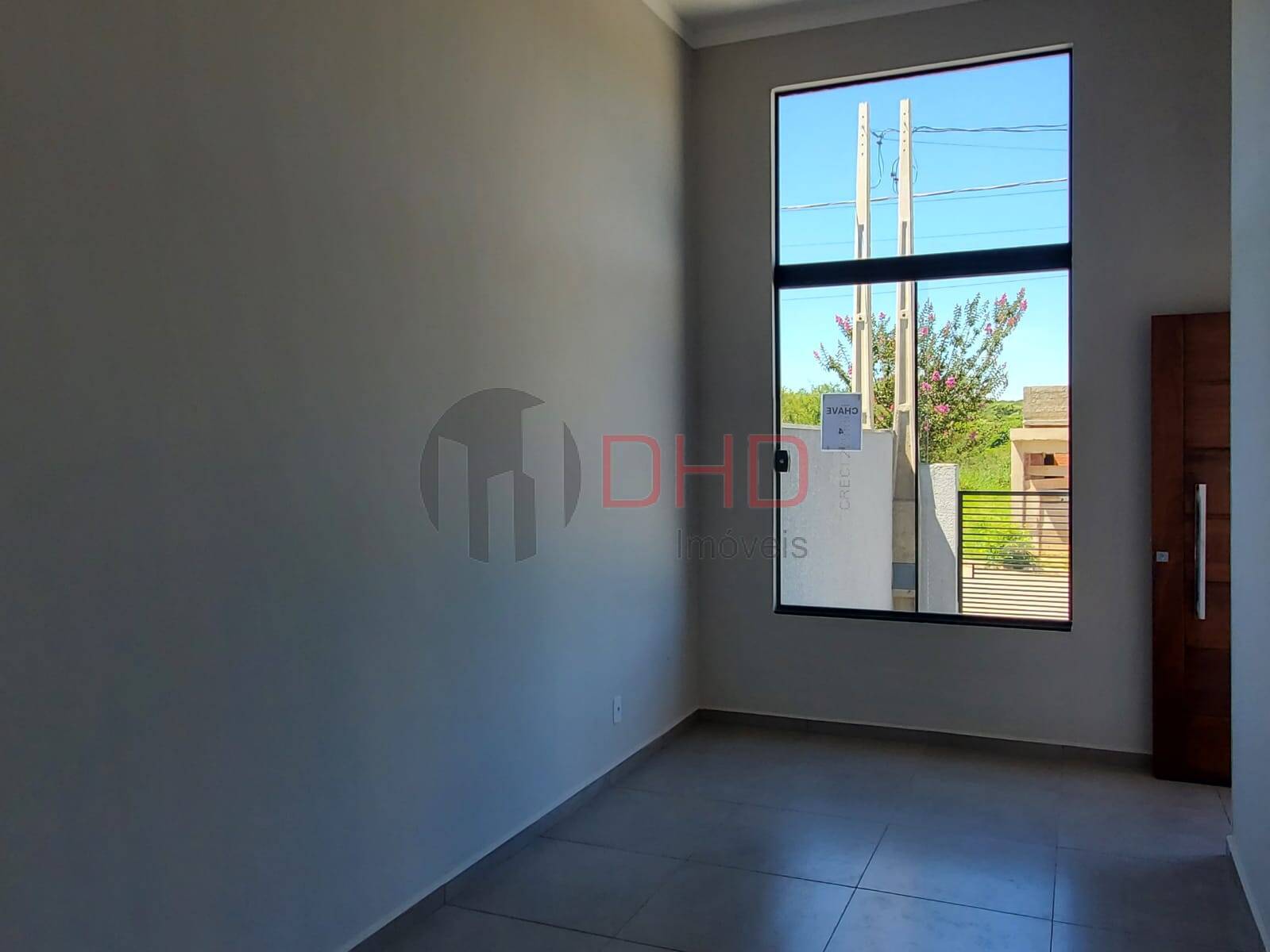 Casa à venda com 3 quartos, 60m² - Foto 2