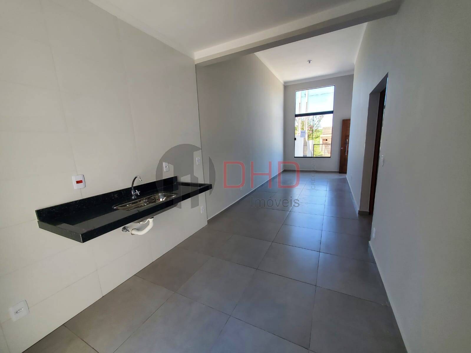 Casa à venda com 3 quartos, 60m² - Foto 3