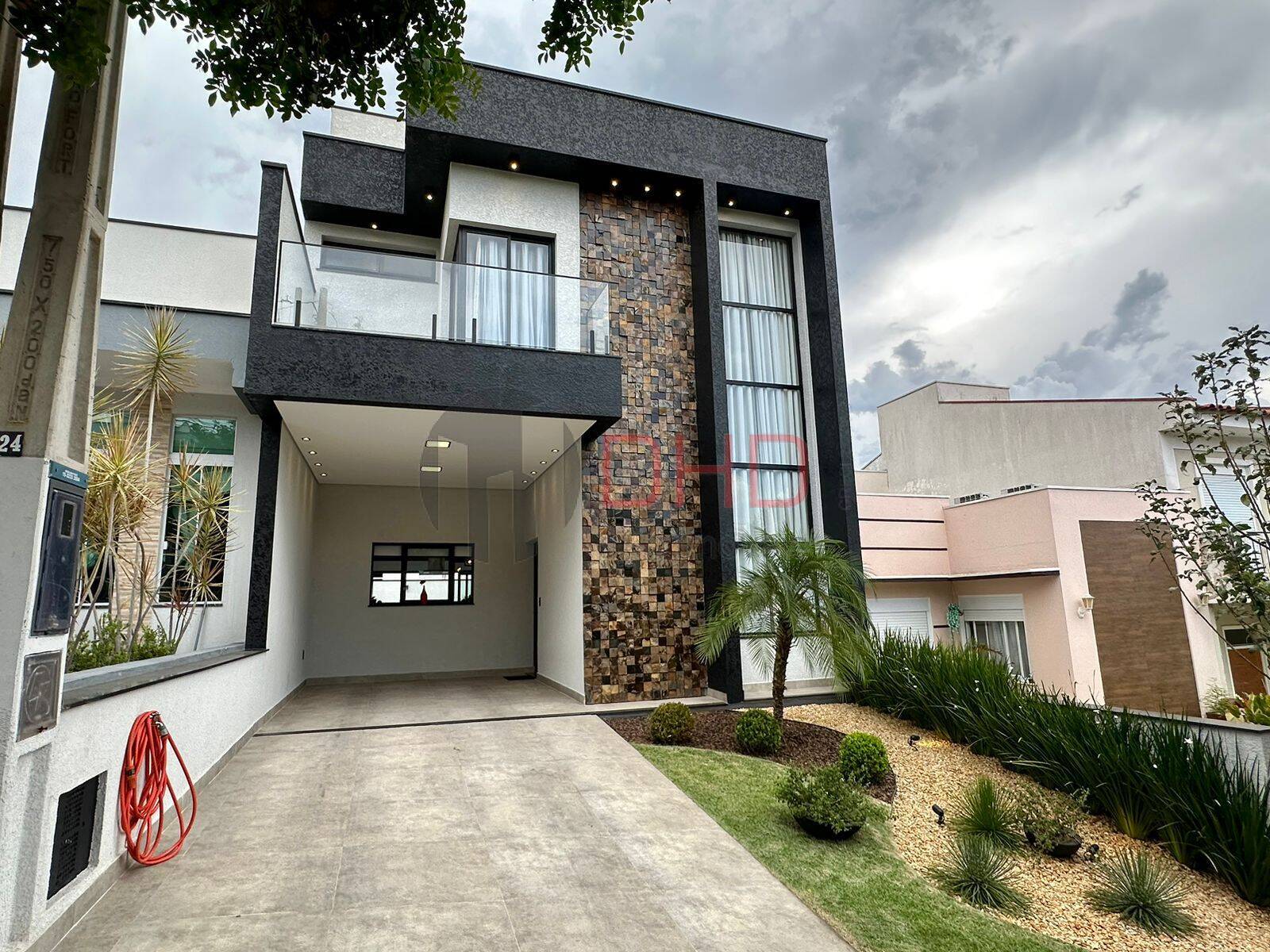 Casa de Condomínio à venda com 3 quartos, 160m² - Foto 3