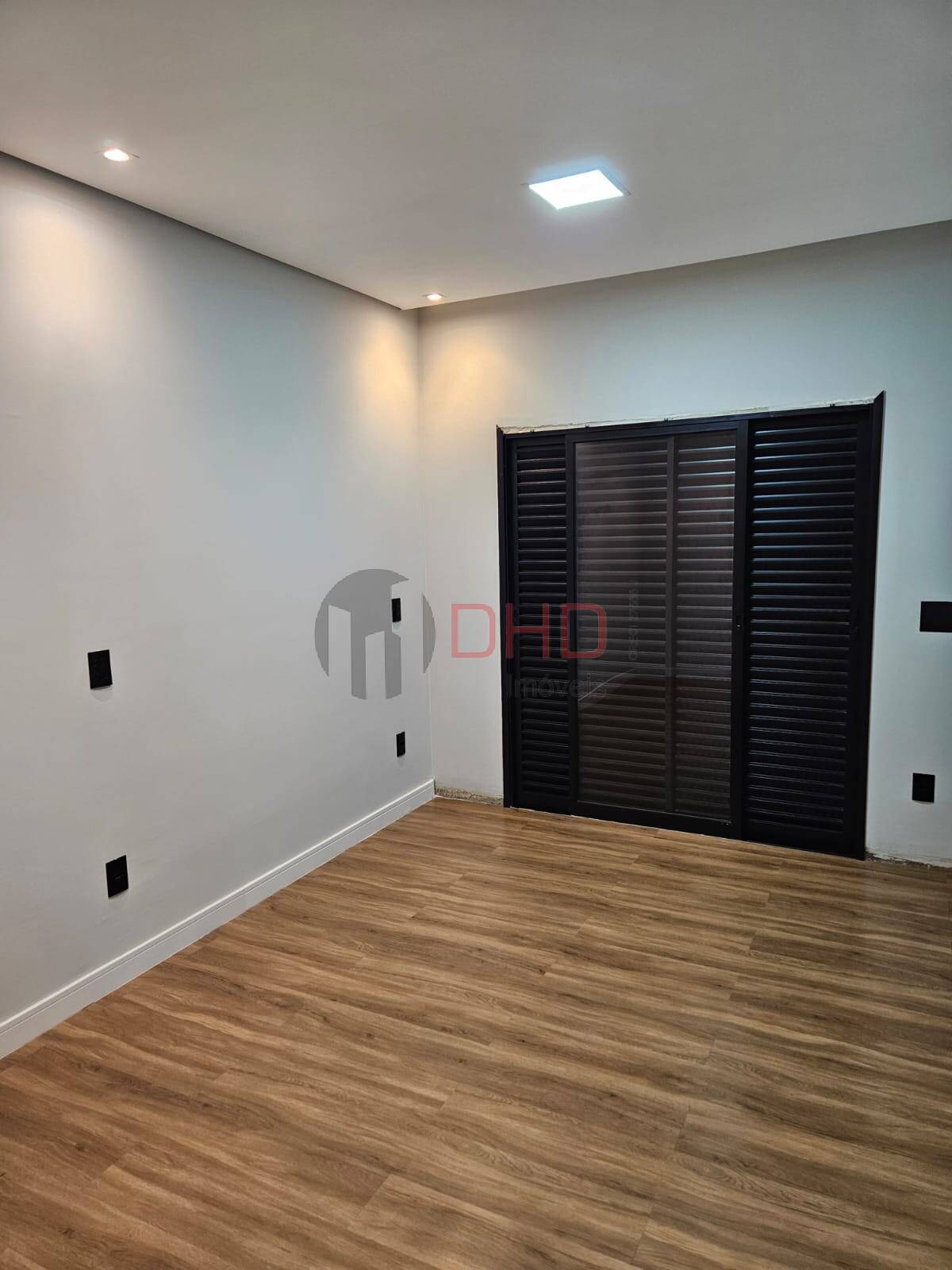 Casa de Condomínio à venda com 3 quartos, 134m² - Foto 4