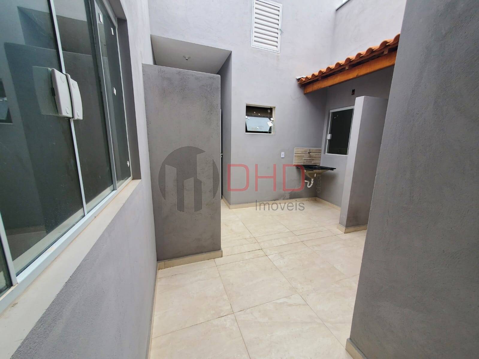 Casa à venda com 2 quartos, 52m² - Foto 9