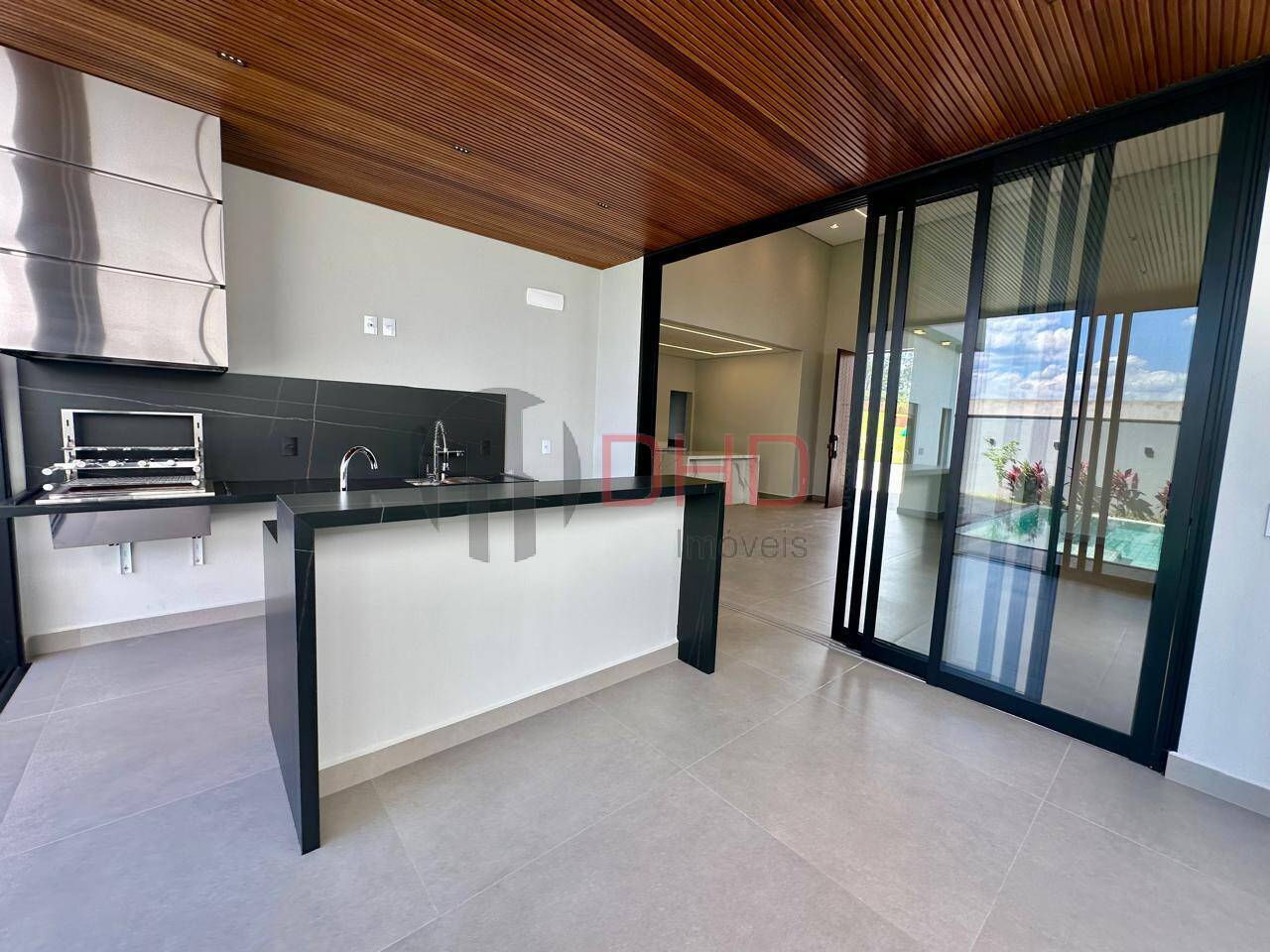 Casa de Condomínio à venda com 3 quartos, 220m² - Foto 15