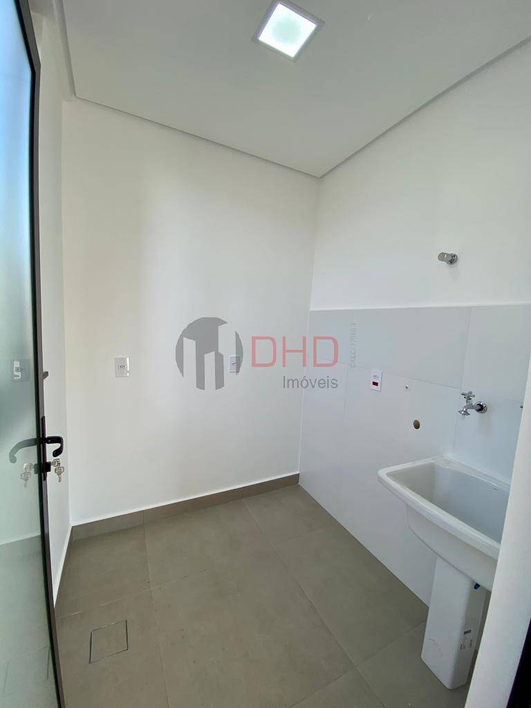 Casa de Condomínio à venda com 3 quartos, 240m² - Foto 32