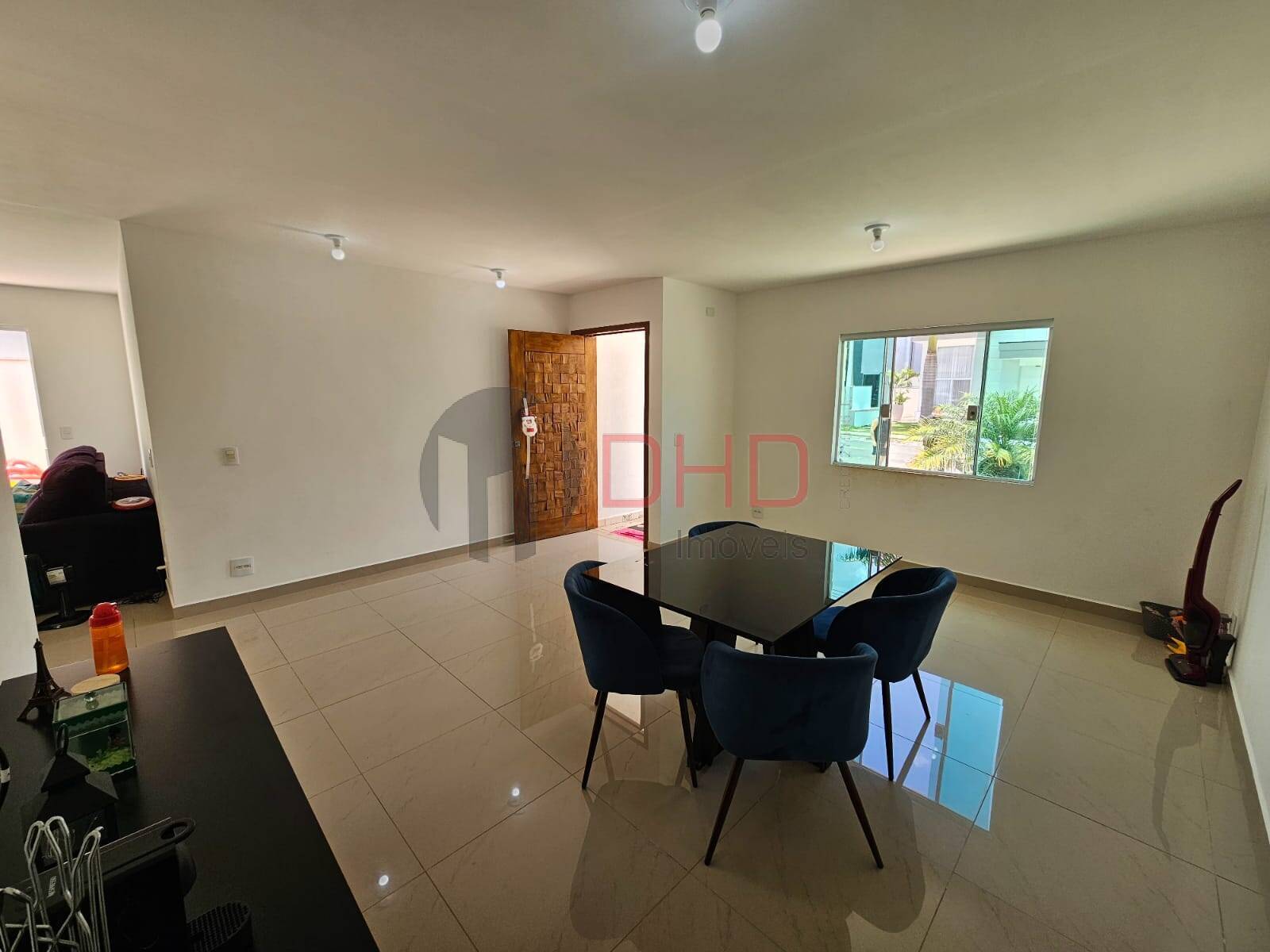 Casa de Condomínio à venda com 3 quartos, 168m² - Foto 3