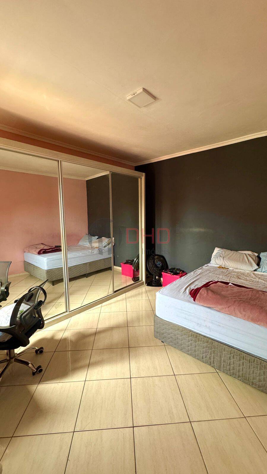 Casa à venda com 3 quartos, 136m² - Foto 14