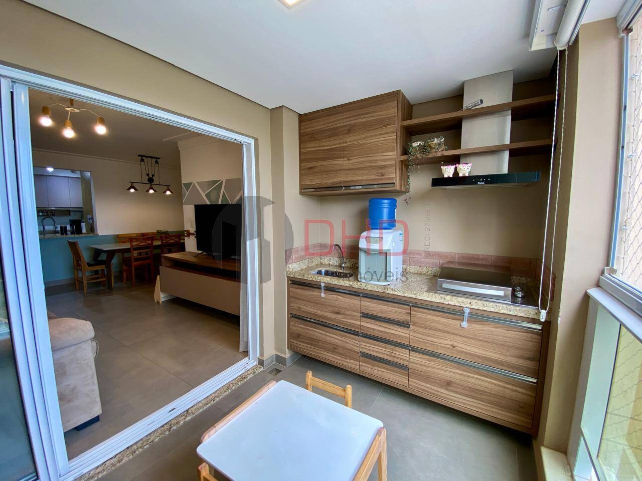 Apartamento à venda com 3 quartos, 97m² - Foto 9