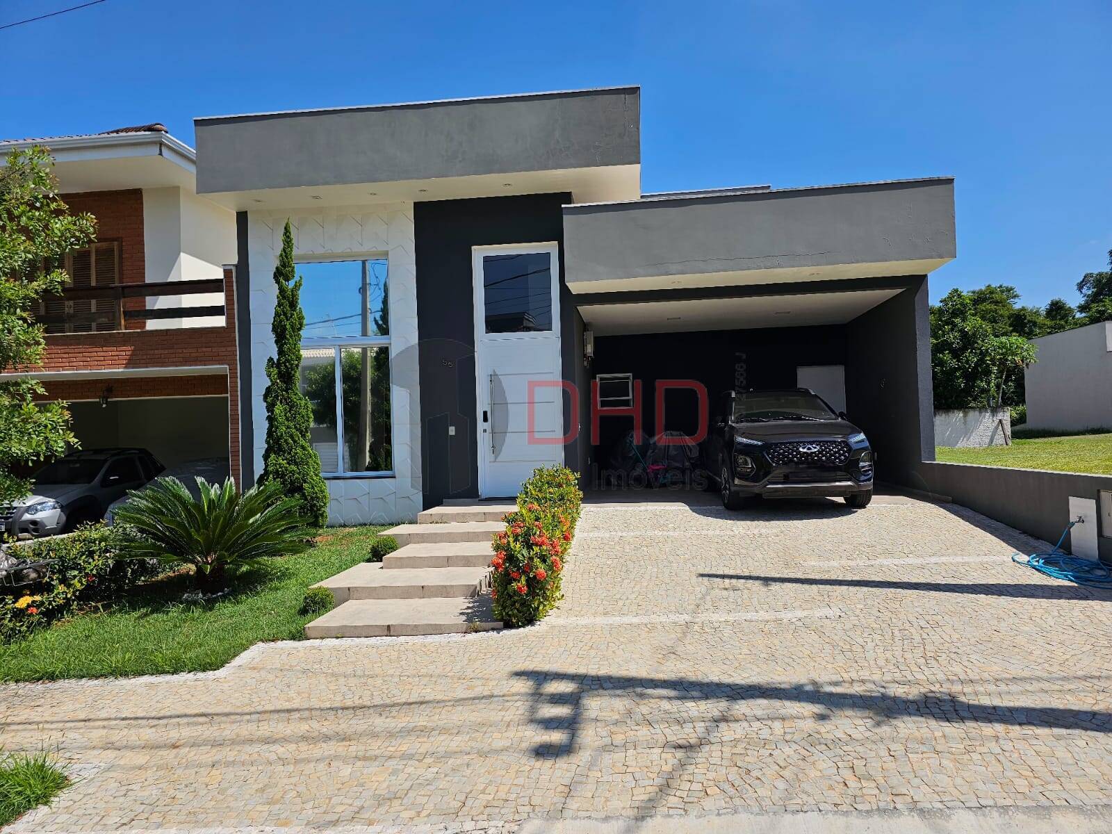 Casa à venda com 3 quartos, 150m² - Foto 2