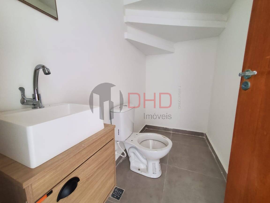 Casa à venda com 2 quartos, 67m² - Foto 5