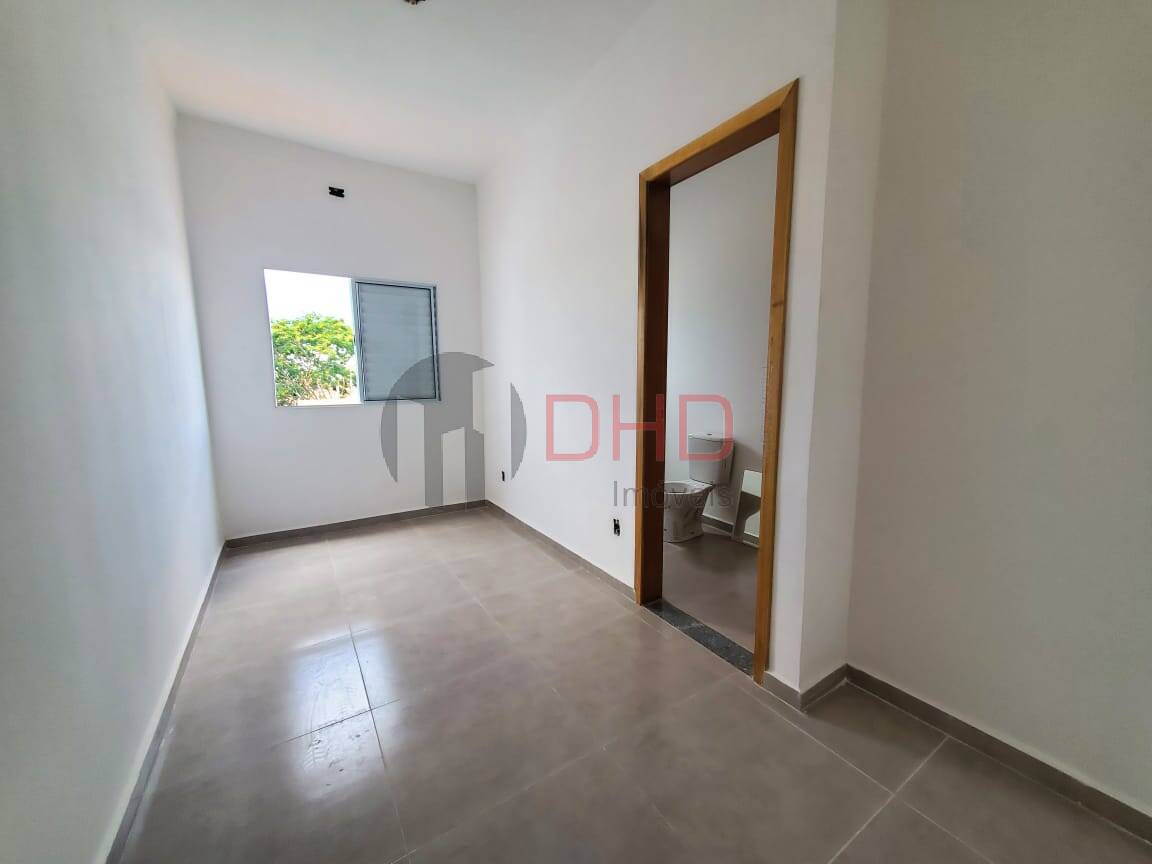 Casa à venda com 2 quartos, 67m² - Foto 12