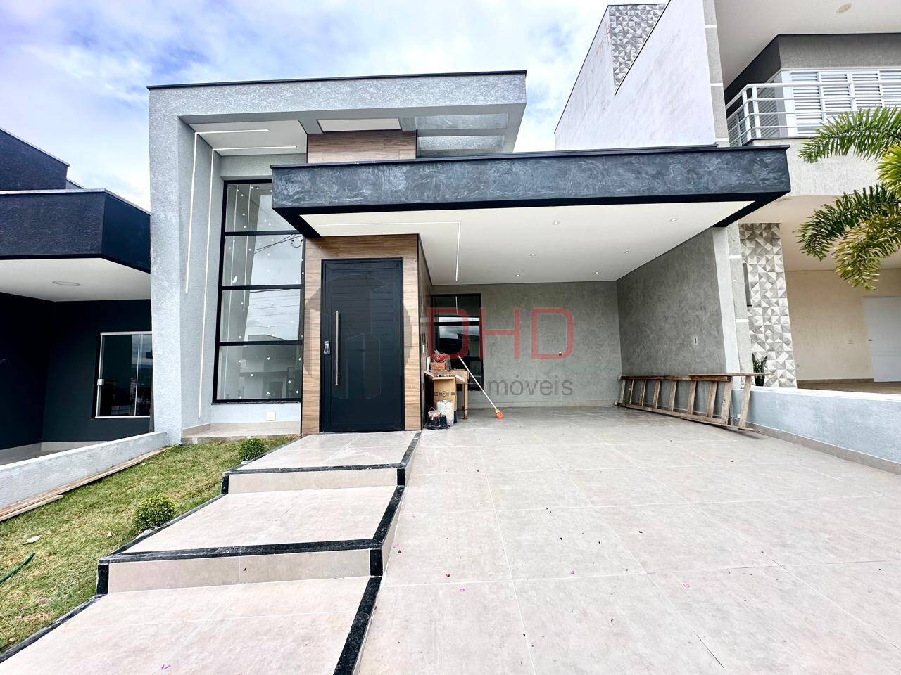 Casa de Condomínio à venda com 3 quartos, 132m² - Foto 2