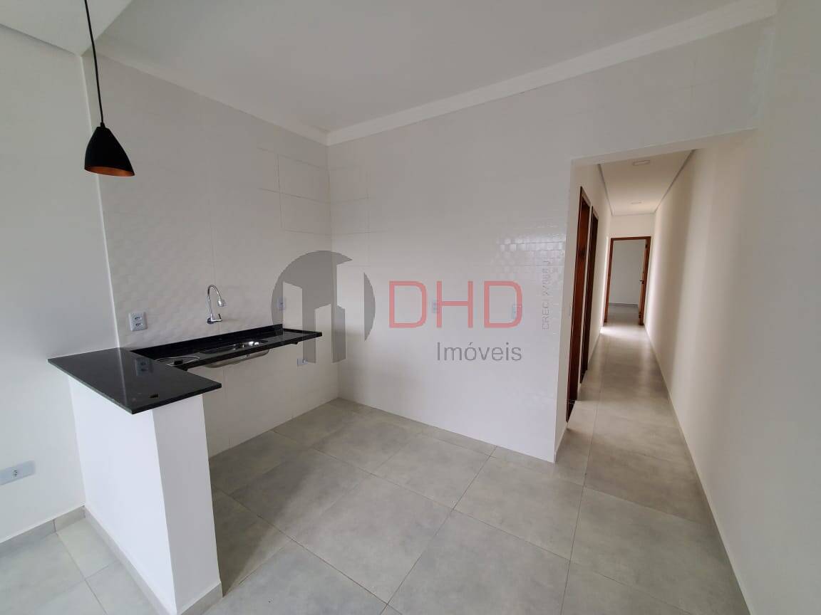 Casa à venda com 2 quartos, 50m² - Foto 3