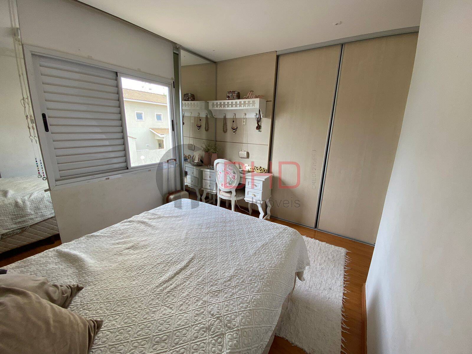 Casa de Condomínio à venda com 3 quartos, 249m² - Foto 11