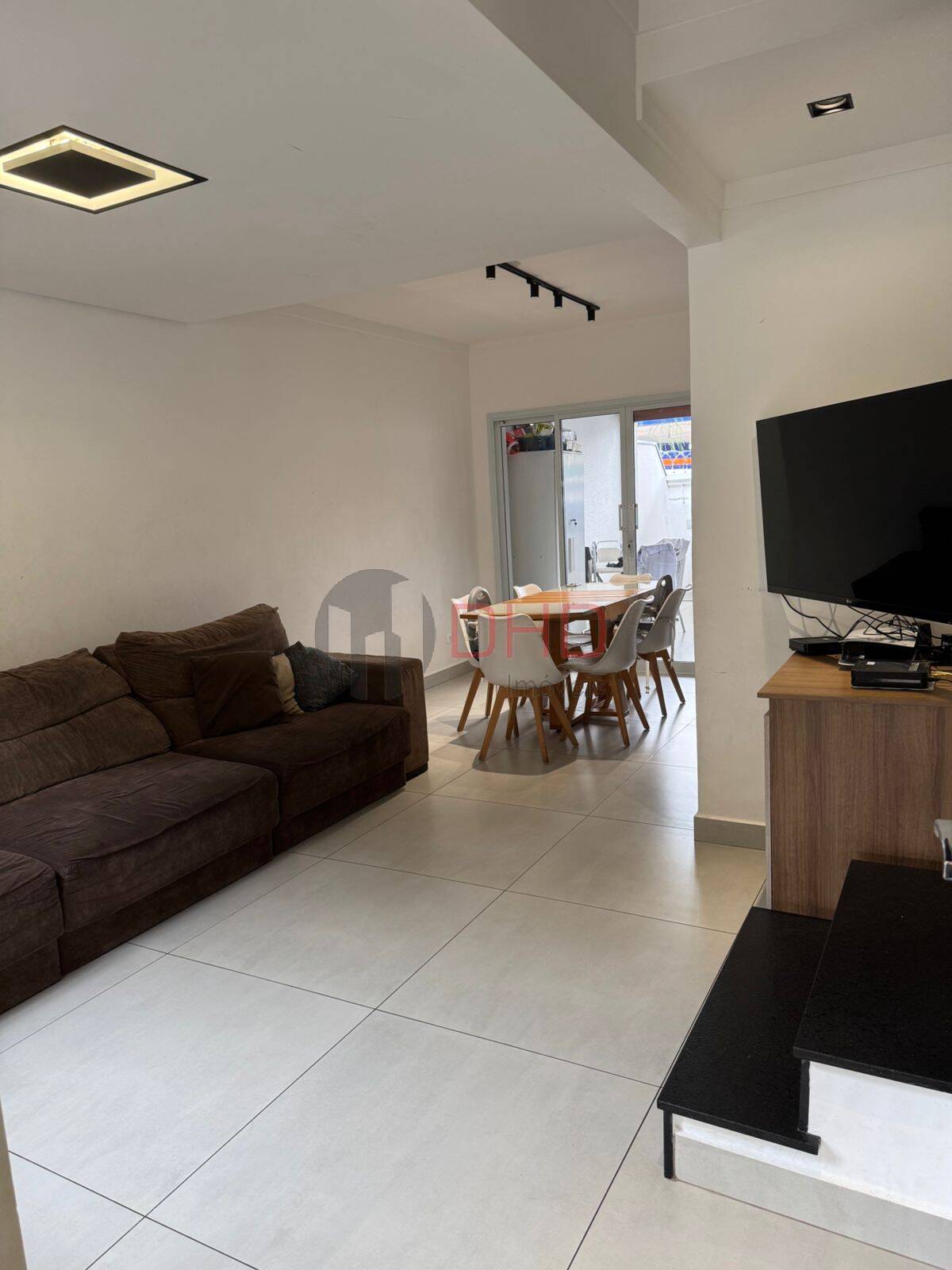 Casa de Condomínio à venda com 3 quartos, 120m² - Foto 3